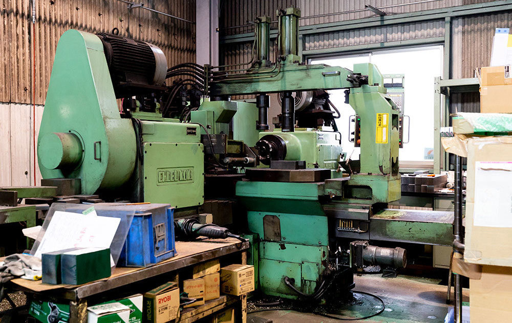 中部工機 両頭NCフライス盤